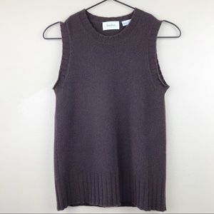 Neiman Marcus}100% Cashmere Sweater Vest Crew Neck